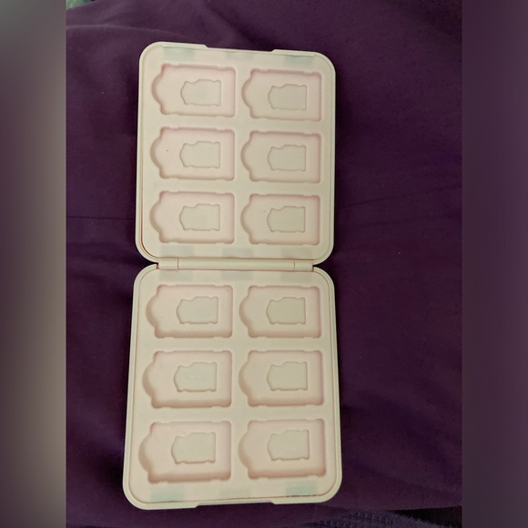 Strawberry Game Case for Nintendo Switch & Micro SD Cards NWOT - Picture 6 of 6